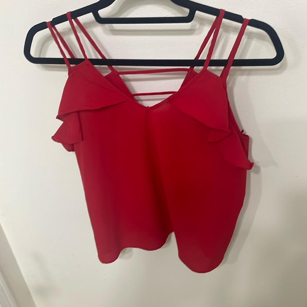 Red top size large